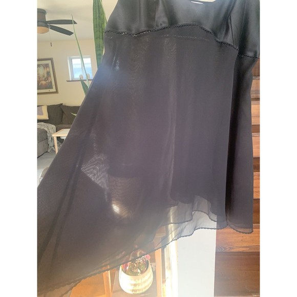 Victoria's Secret Black Chemise - Picture 5 of 11